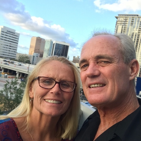 Hi!! Welcome to my closet! Take a look at all my items I have a wide variety. - Picture 6 of 7